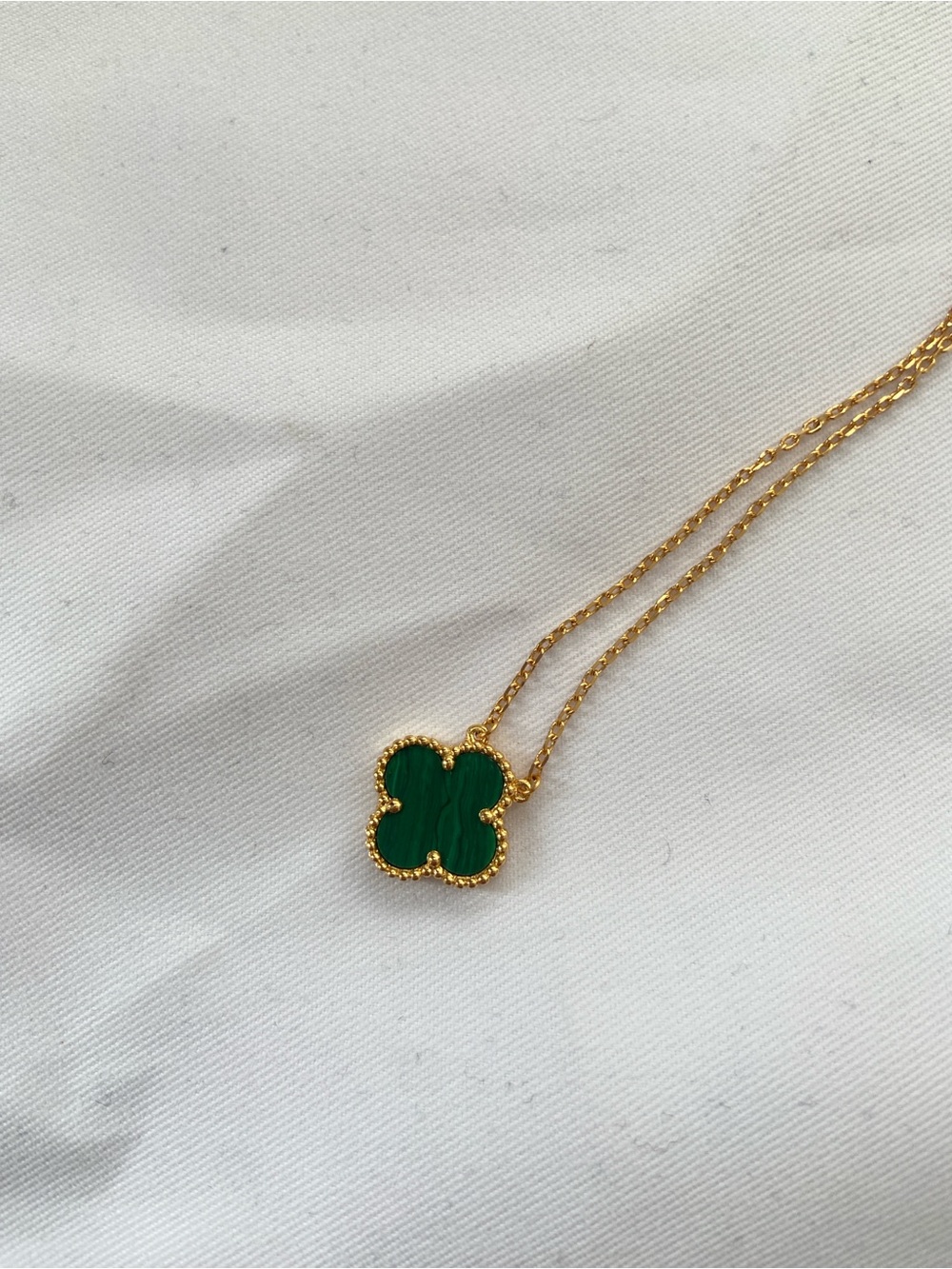 Van Cleef & Arpels Gold Necklace with Green Alhambra Clover Pendant